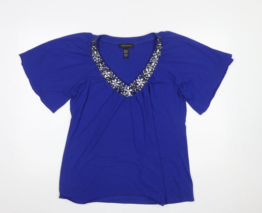 Cable & Gauge Women's Blue Beaded V-Neck Short Sleeve Top Size L