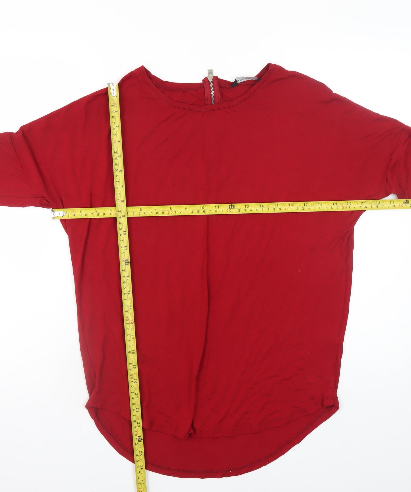 Select Women’s Red Crew Neck 3/4 Sleeve Blouse Size 8