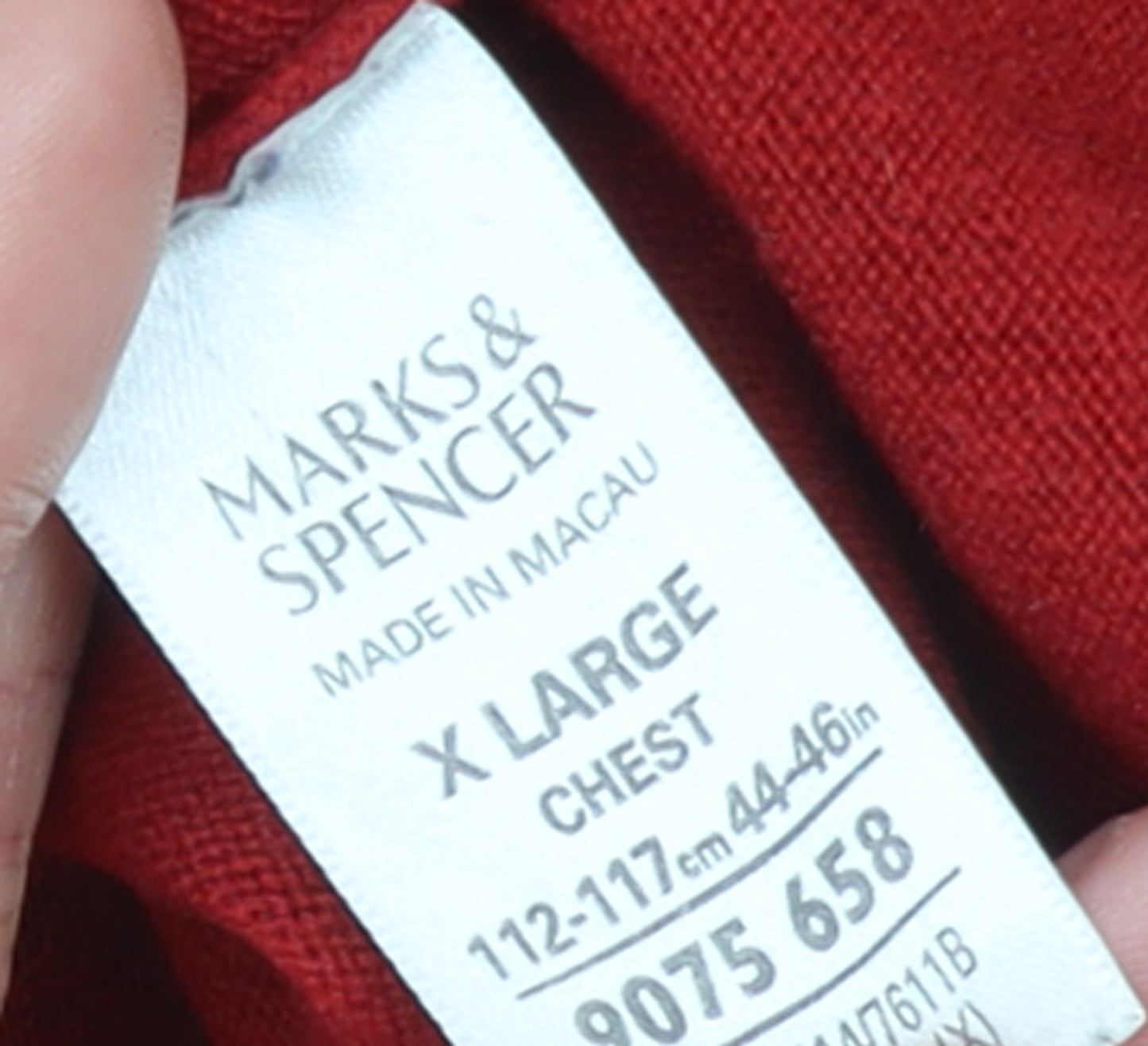 Marks and Spencer Men’s Red V-Neck Acrylic Jumper XL