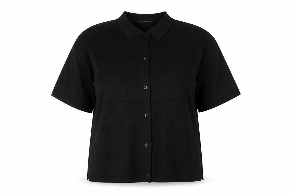 Front view of 4th & Reckless Women's Black Collared Short Sleeve Knit Cardigan, size 16