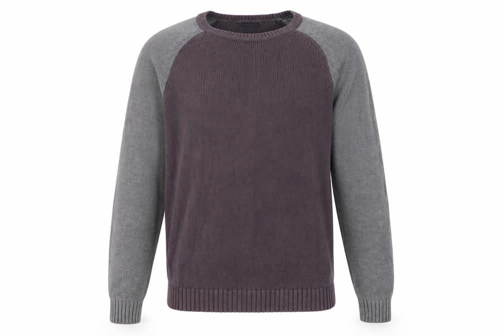 Front view of Gap Men’s Grey Cotton Crew Neck jumper, size L