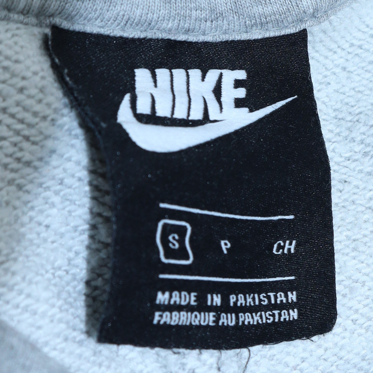 Nike Men’s Grey Pullover Hoodie Small Regular Fit Sports Style