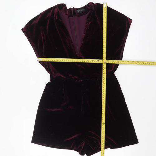 New Look Womens Burgundy Velvet Playsuit Size 8 Short Sleeve Partywear