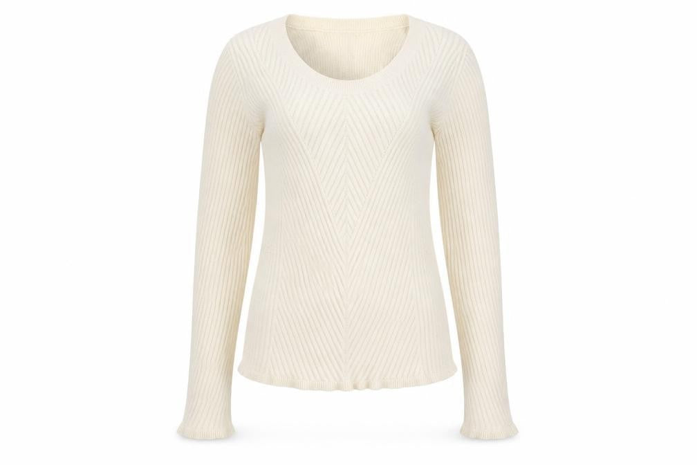 Front view of Duffy Women's Ivory Cashmere Long Sleeve jumper, size S