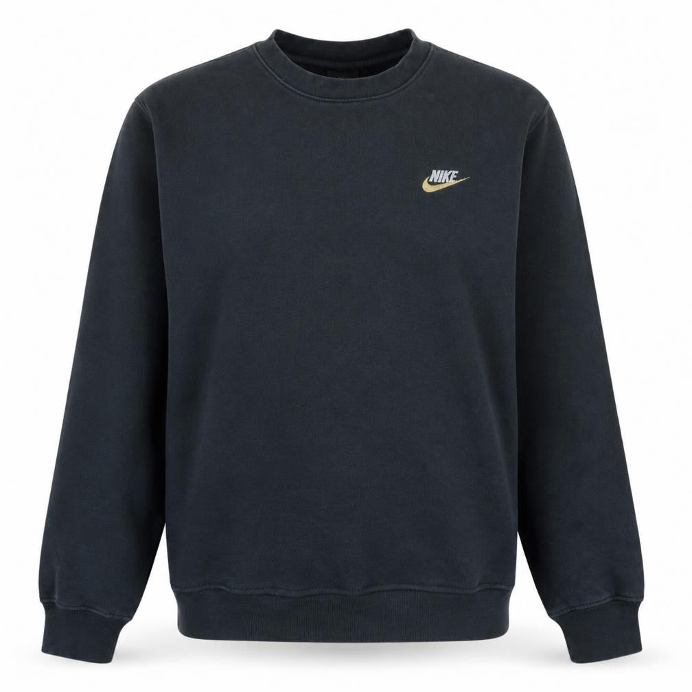 Front view of Nike Women Black Small Crew Neck Pullover Sweatshirt