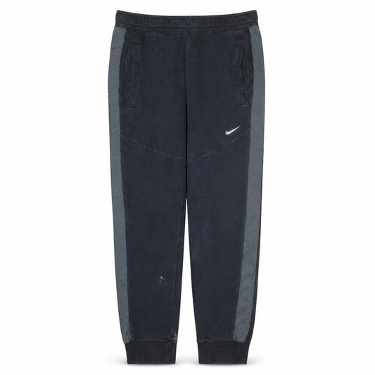 Front view of Nike Men's Black Jogger Activewear Trousers L Fleece Side Stripe