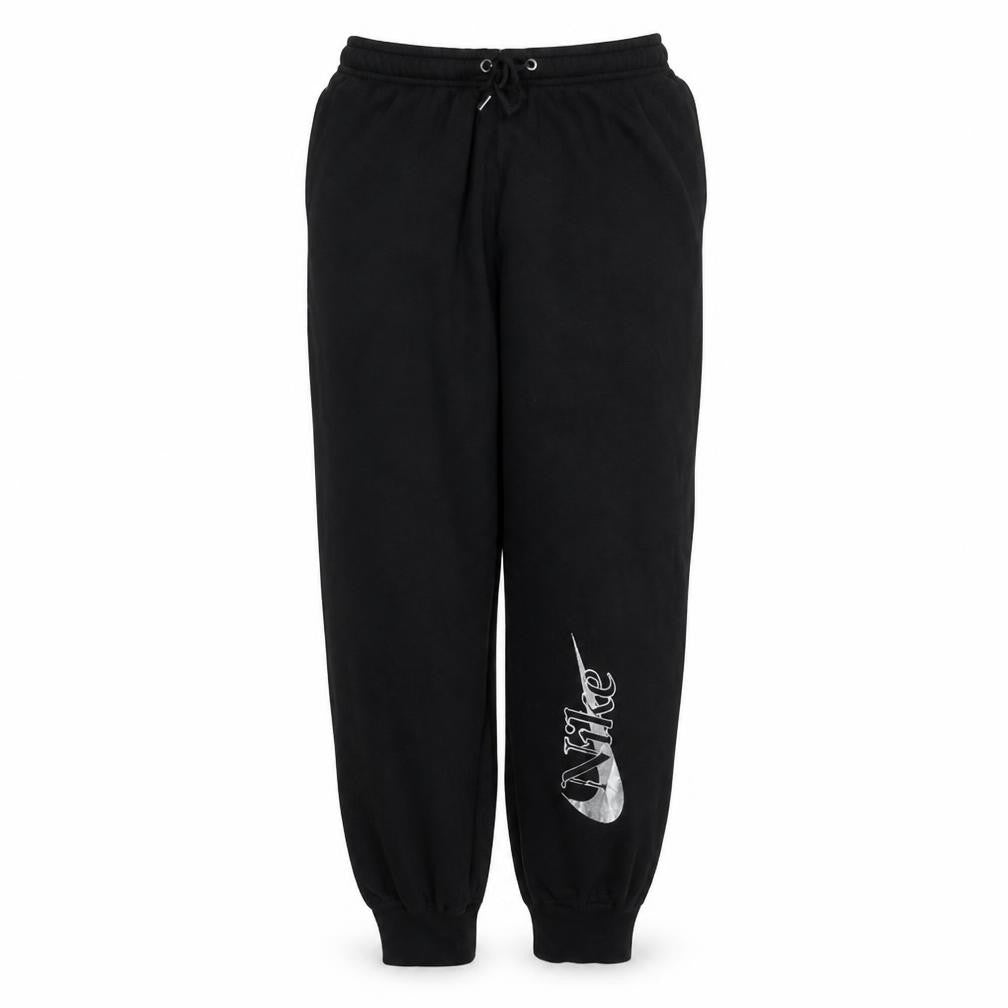 Front view of Nike Men’s Black Sweatpants M Regular Fit Tapered Fleece