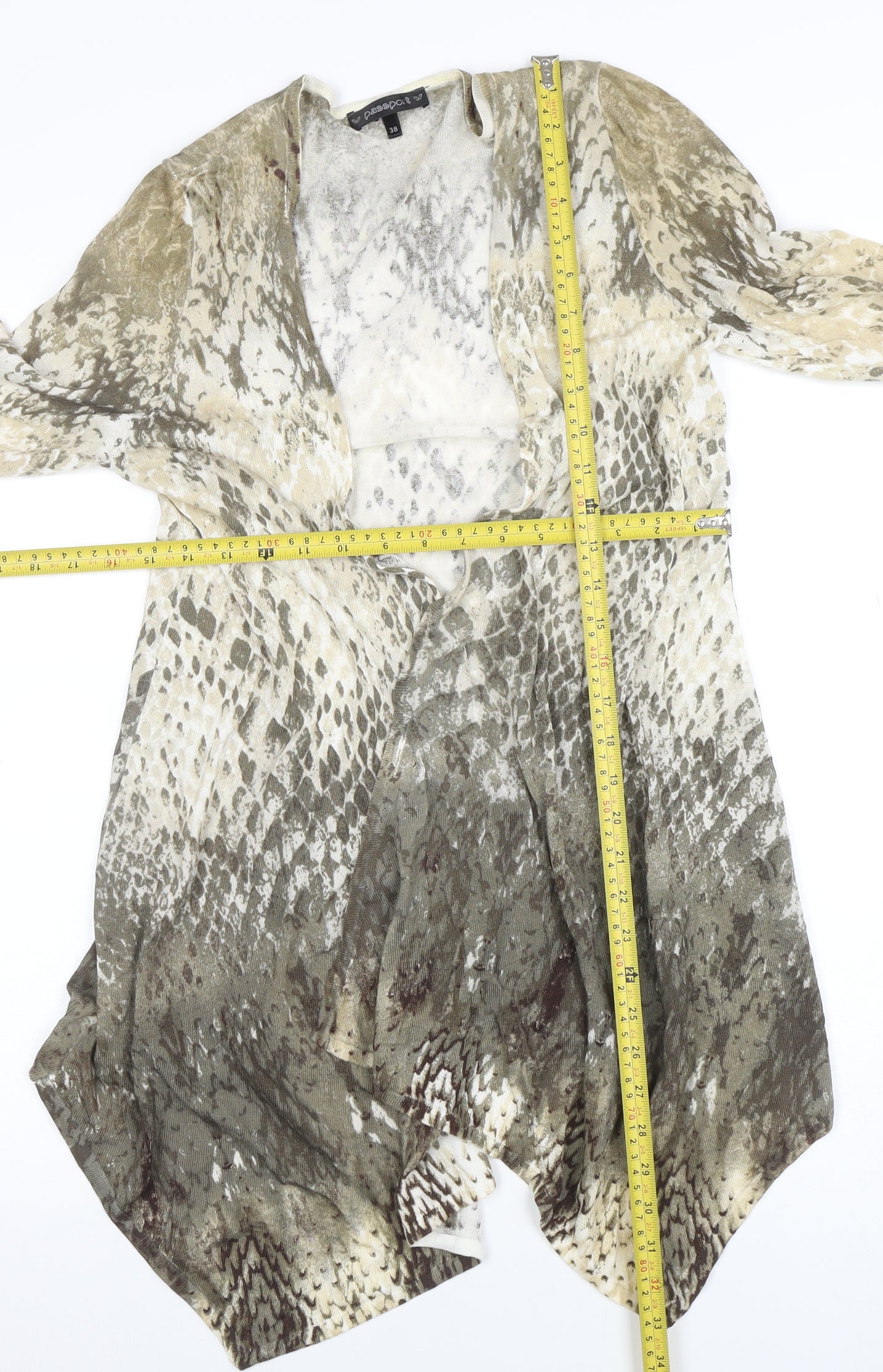 Passport Women’s Beige Snake Print Cardigan Size 10 Viscose Blend