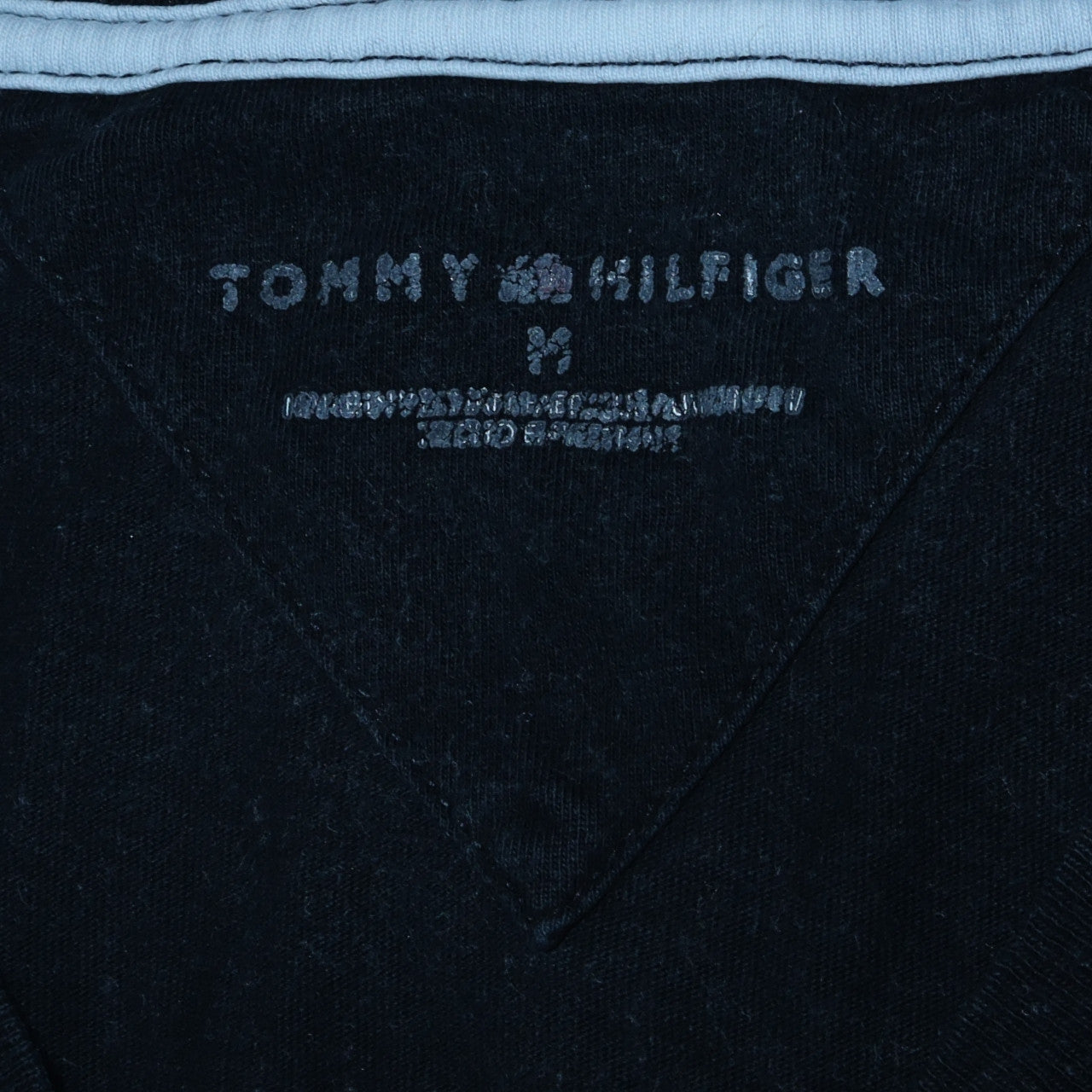 Tommy Hilfiger Men's Black V-Neck Short Sleeve Cotton T-Shirt M
