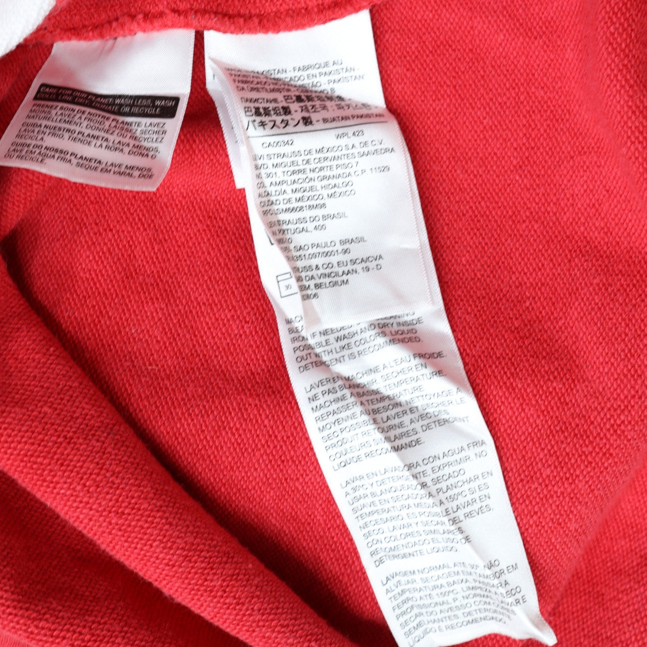 Levi's Men's Red 1/2 Zip Logo Sweatshirt XL Regular Fit