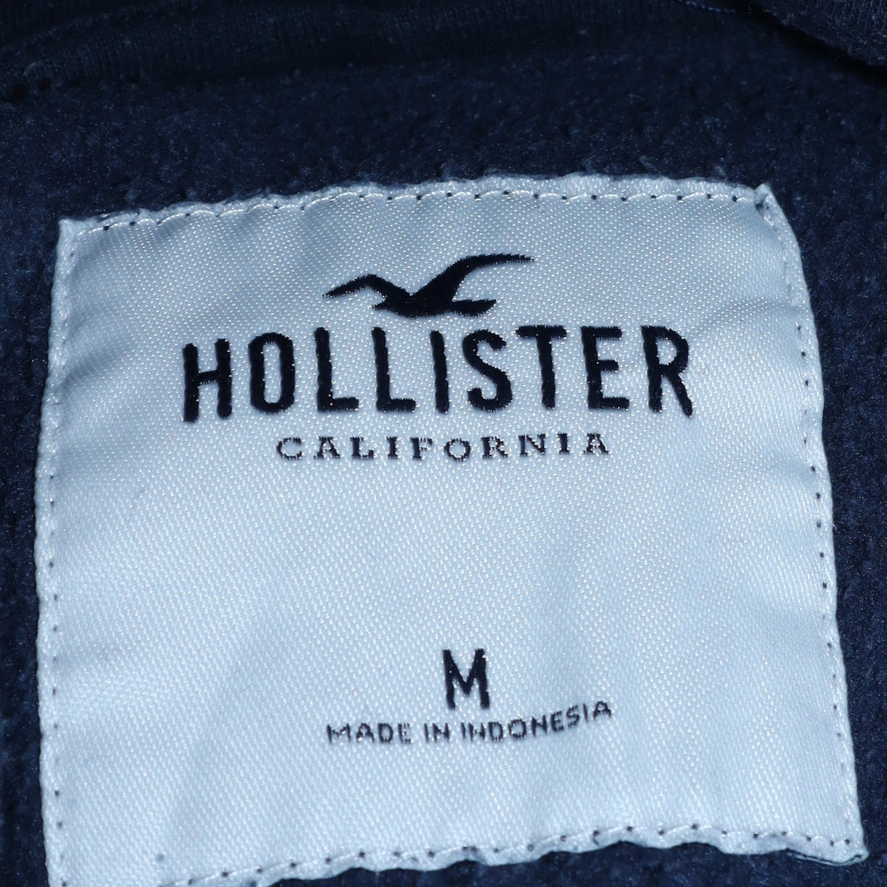 Hollister Men's Blue Pullover Hoodie M Embroidered Logo Fleece