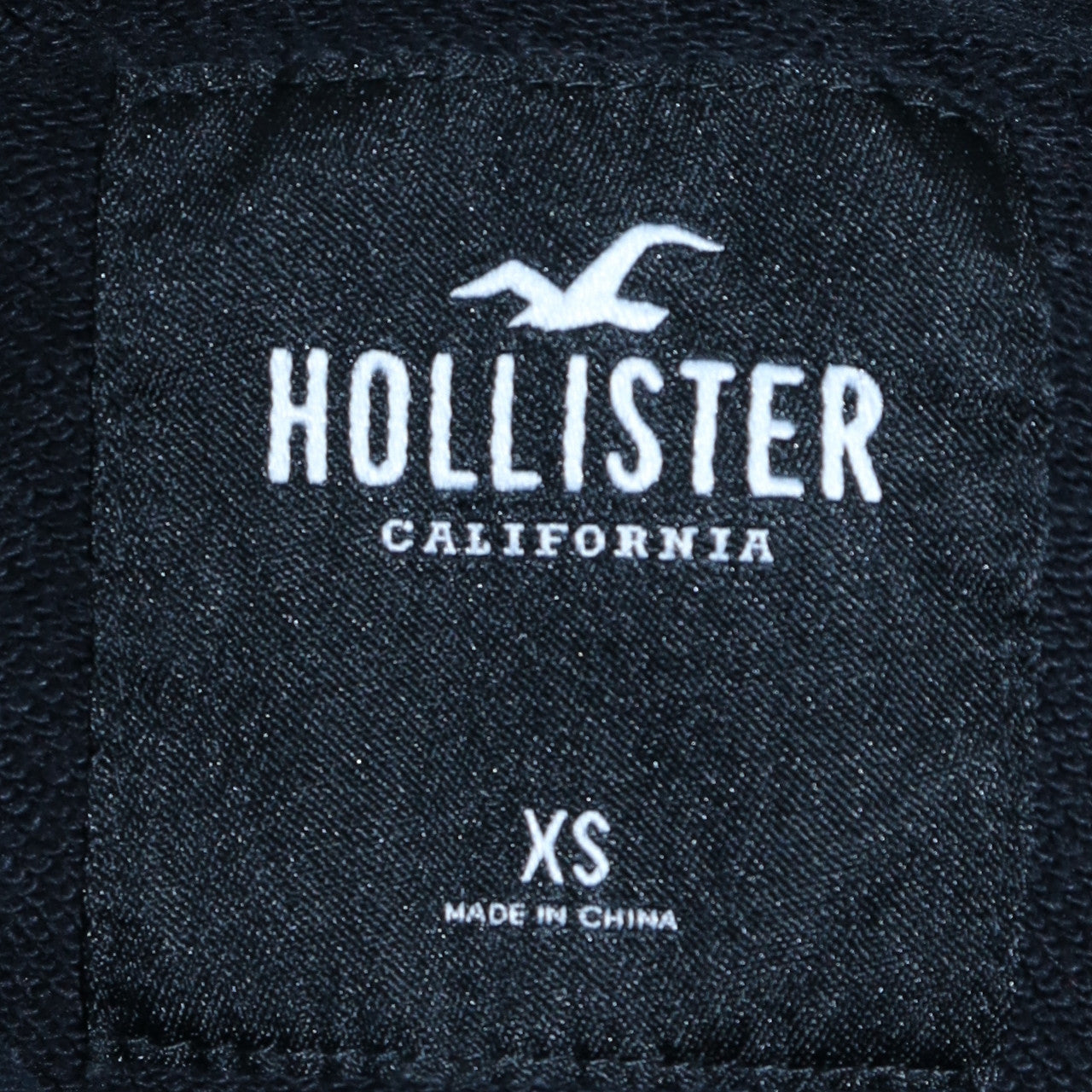 Hollister Men’s Black Pullover Hoodie XS Logo Graphic Print Fleece
