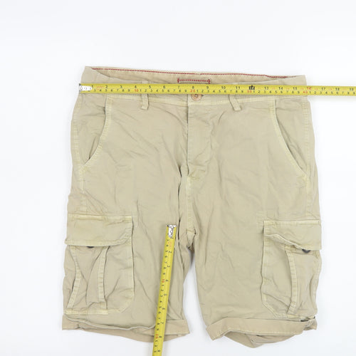 Montezemolo Men's Beige Cotton Cargo Shorts Size 46 Regular Fit