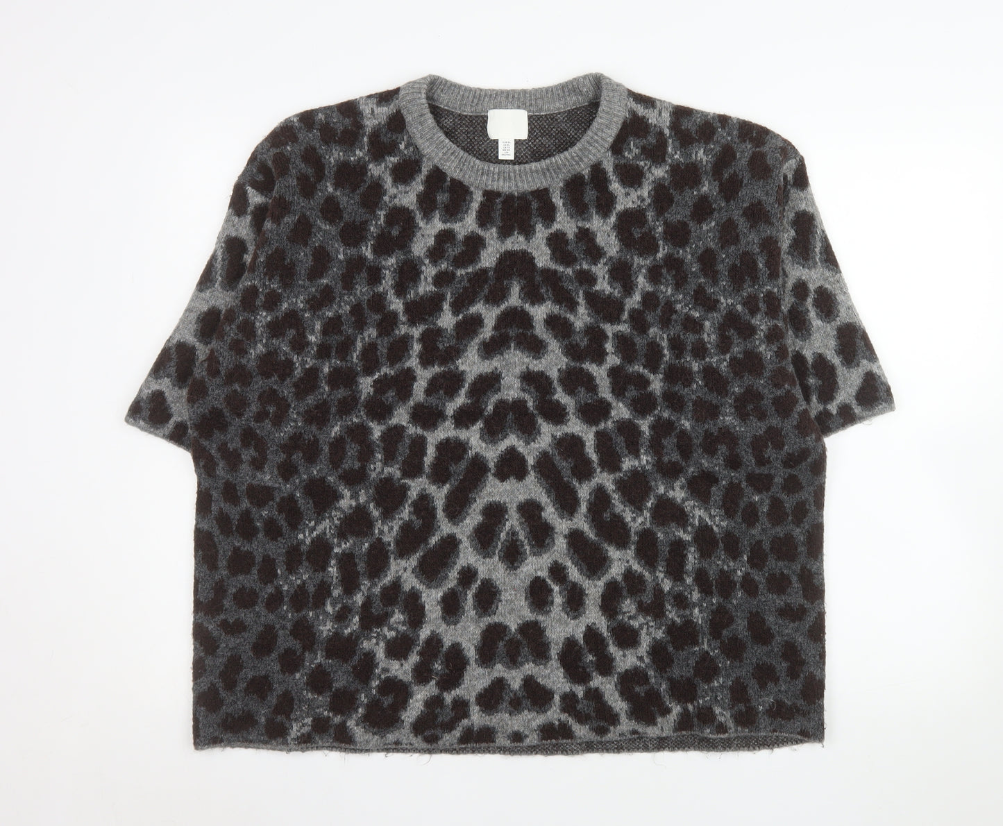 H&M Women’s Grey Leopard Print Short Sleeve Knit Jumper XL