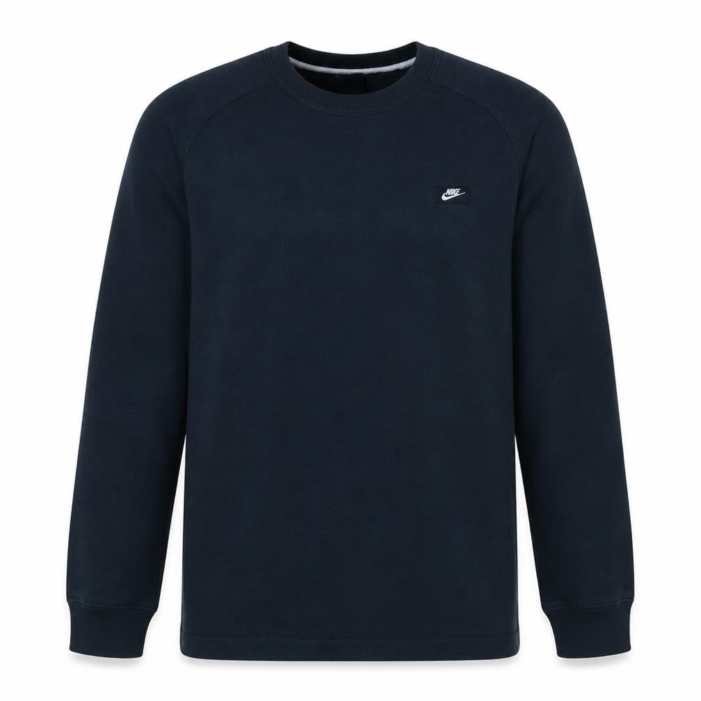Front view of Nike Men's Black Crew Neck Fleece Sweatshirt M Regular Fit Pullover