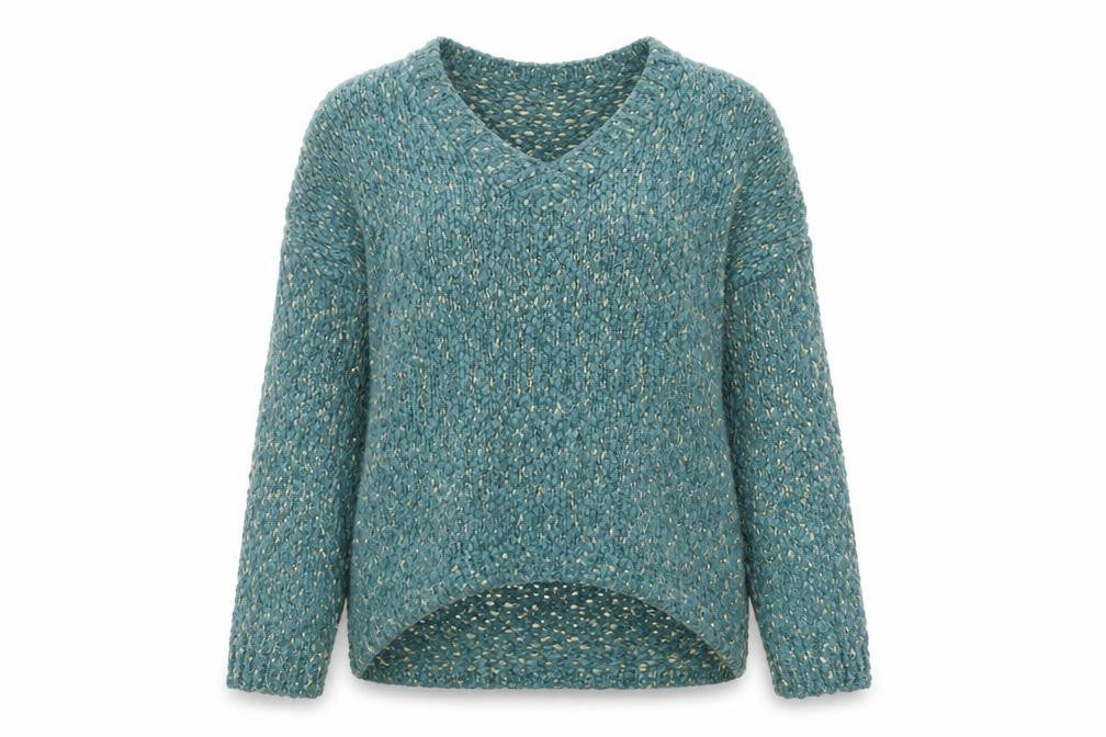 Front view of Beloved Women Green L Chunky Knit V-Neck jumper