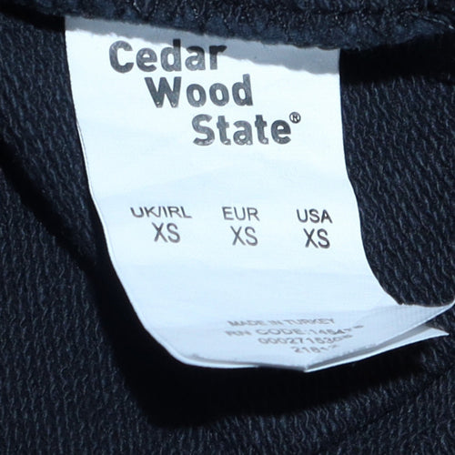 Cedar Wood State Men’s Black Batman Logo Pullover Sweatshirt XS