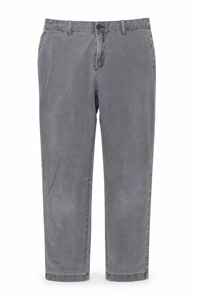 Front view of Gap Men's Grey Chino Trousers L Regular Fit Cotton Stretch