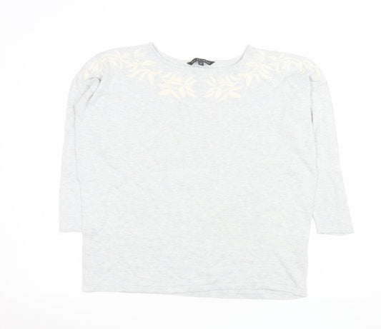 Bonmarché Women's Grey Embroidered 3/4 Sleeve T-Shirt Size 18