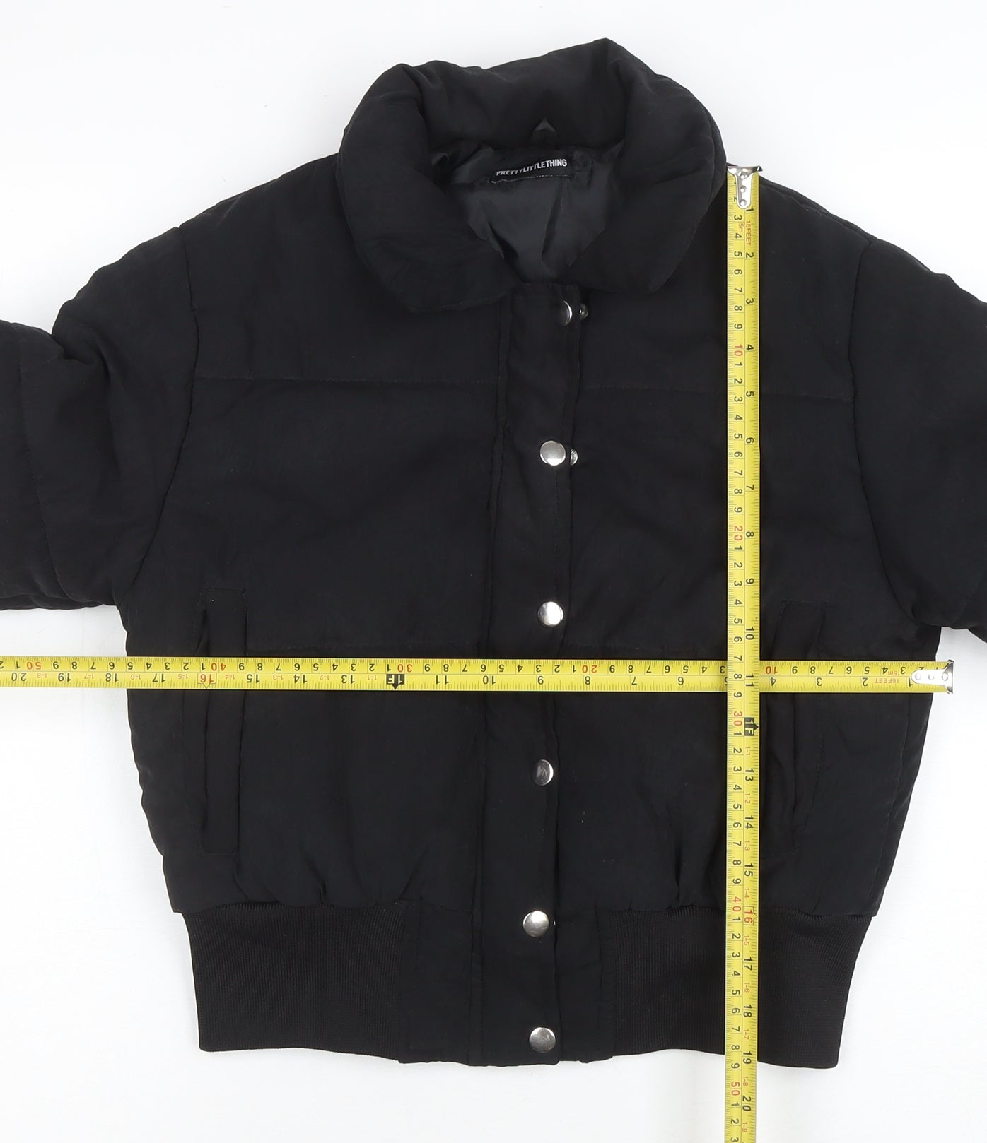PrettyLittleThing Womens Black Cropped Puffer Jacket Size 6