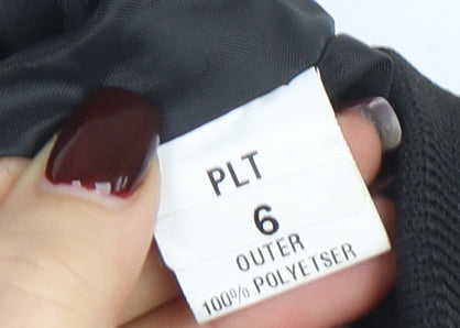 PrettyLittleThing Womens Black Cropped Puffer Jacket Size 6