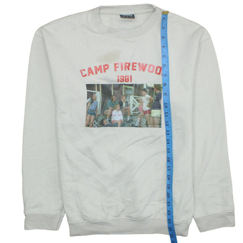 Minga London Unisex White Camp Firewood 1981 Graphic Sweatshirt S