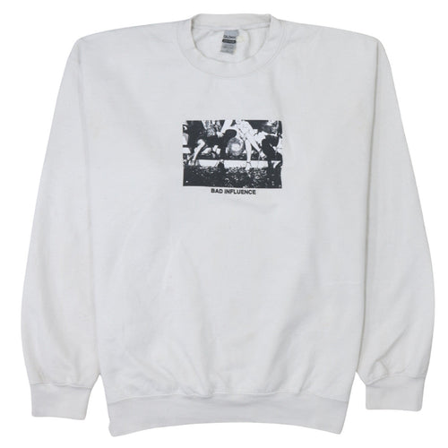 Gildan Women White Graphic Print Pullover Sweatshirt L