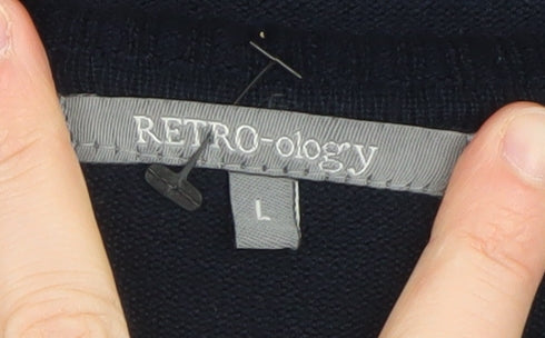 RETRO-ology Women's Black L Pullover Knit Jumper