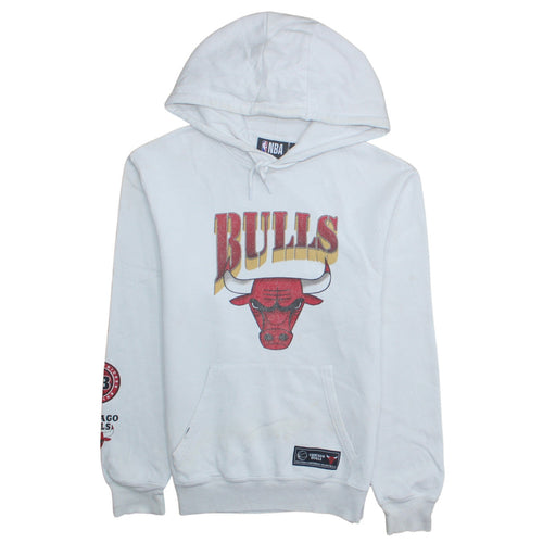 NBA Men’s White Chicago Bulls Pullover Hoodie Small Graphic Fleece