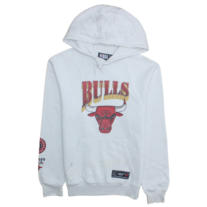 NBA Men’s White Chicago Bulls Pullover Hoodie Small Graphic Fleece