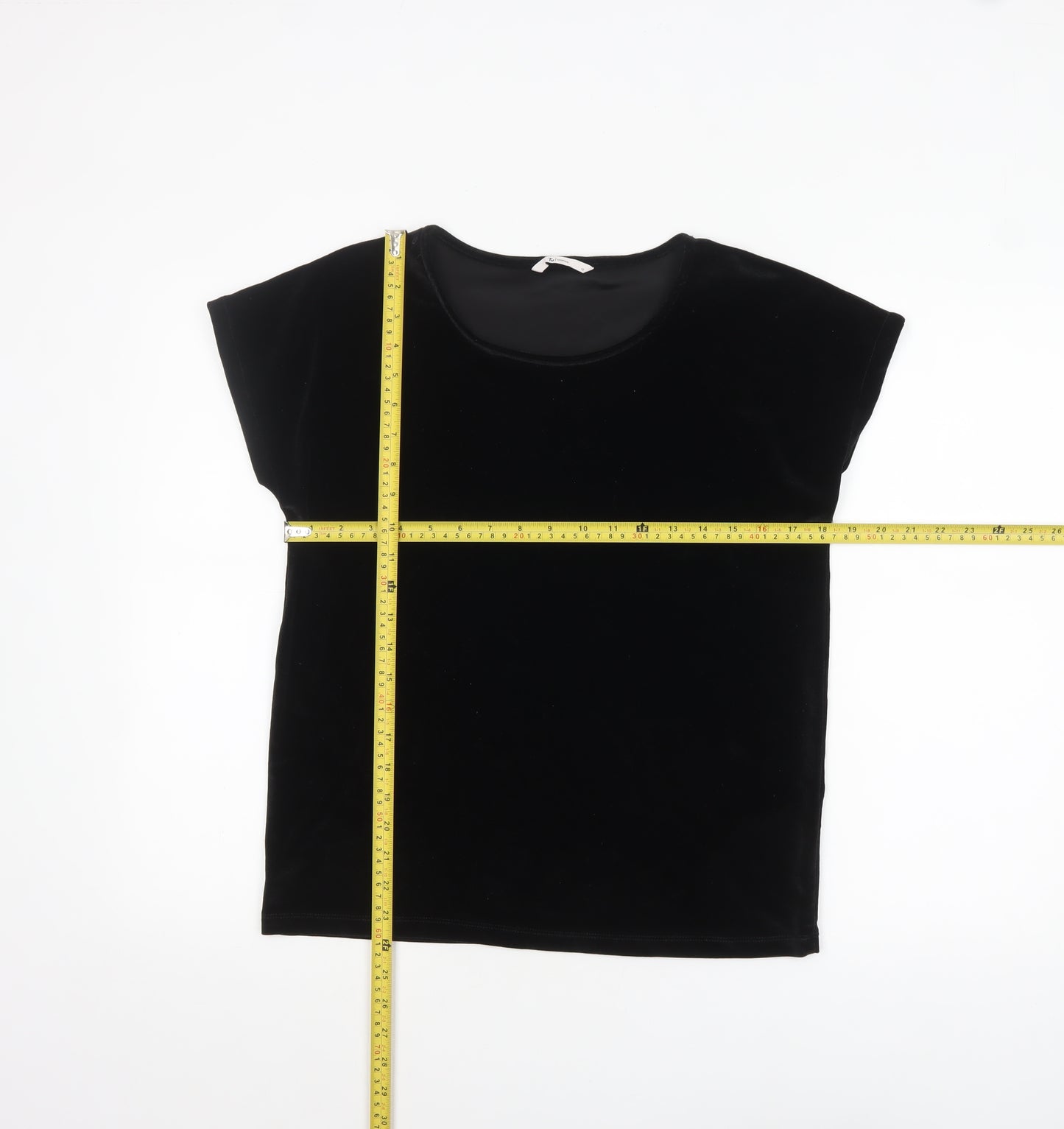 Tu Women’s Black Velvet Short Sleeve Scoop Neck Top Size 12