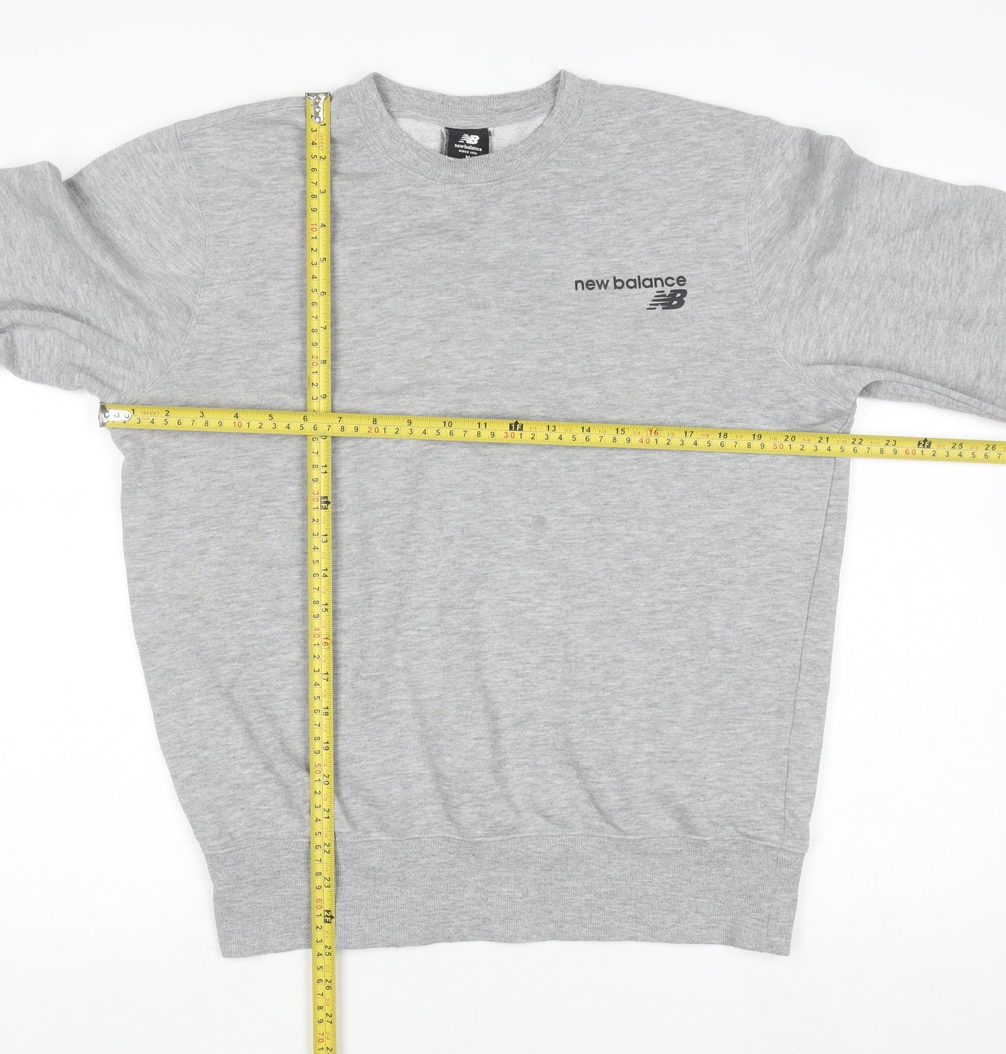 New Balance Men's Grey Crew Neck Pullover Sweatshirt Size M