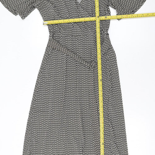 H&M Women Black Wrap Dress S Geometric Short Sleeve V-Neck Workwear