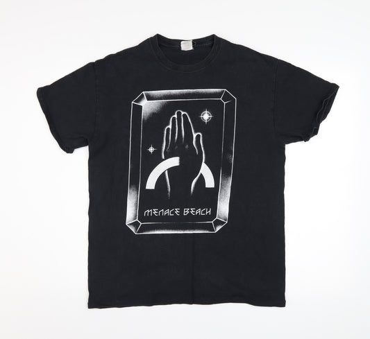 Gildan Men’s Black Medium Heavy Cotton Menace Beach Graphic T-Shirt