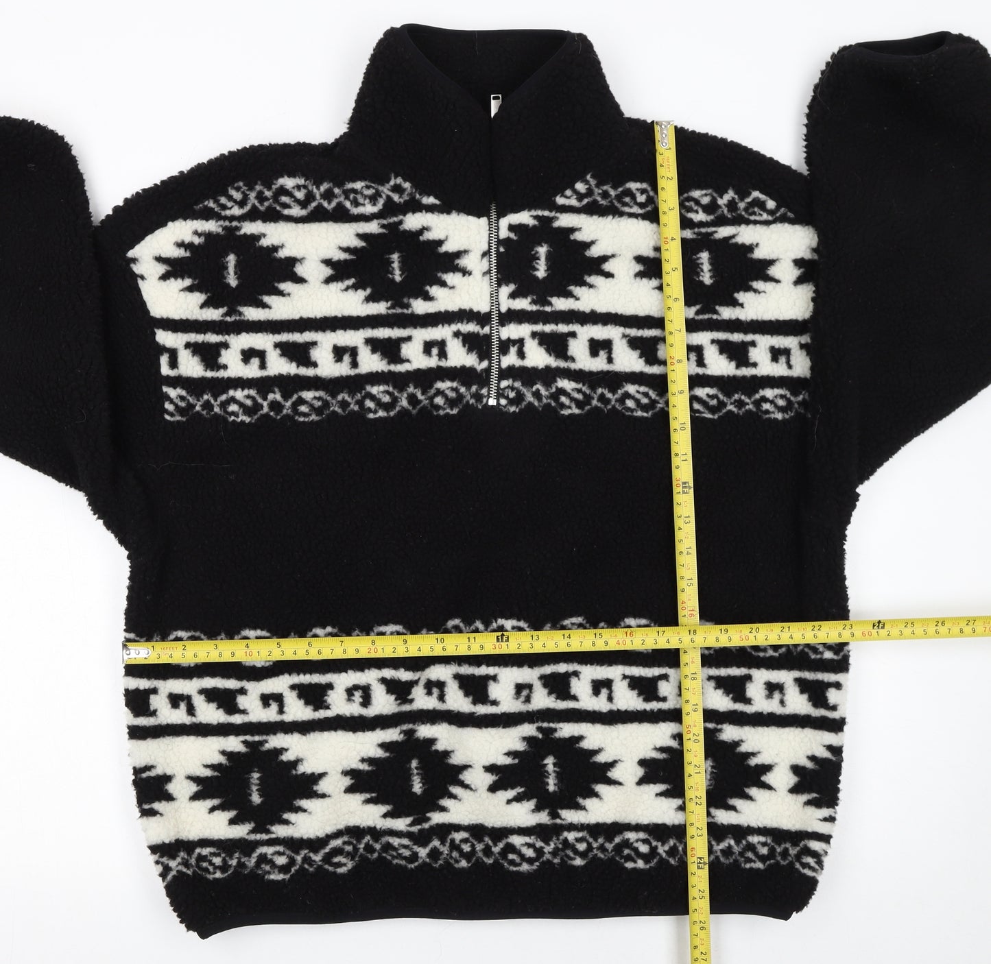 H&M Divided Womens Black Fleece Pullover Sweatshirt S Aztec Pattern