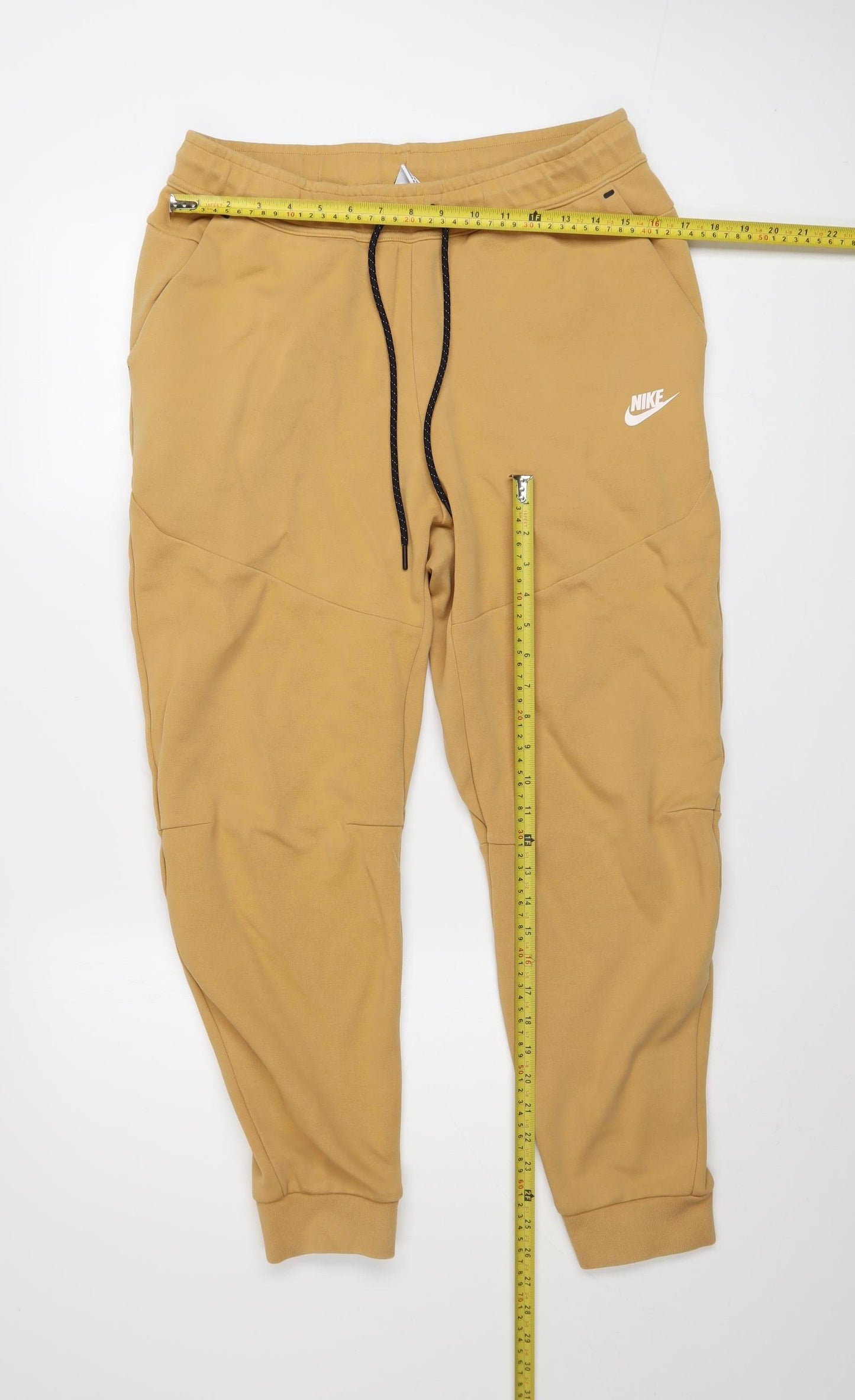 Nike Men Beige Jogger Activewear Trousers L Regular Fit