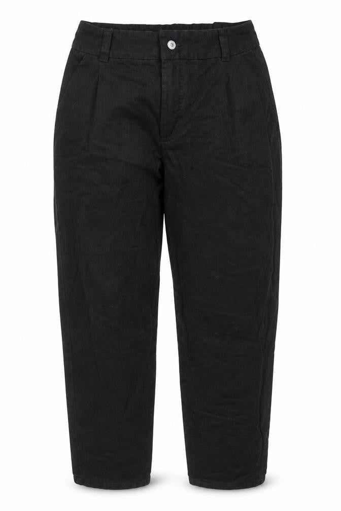 New Look Women’s Black High Rise Mom Jeans Size 8