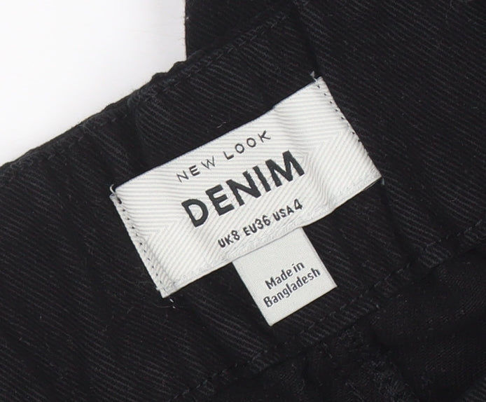 New Look Women’s Black High Rise Mom Jeans Size 8