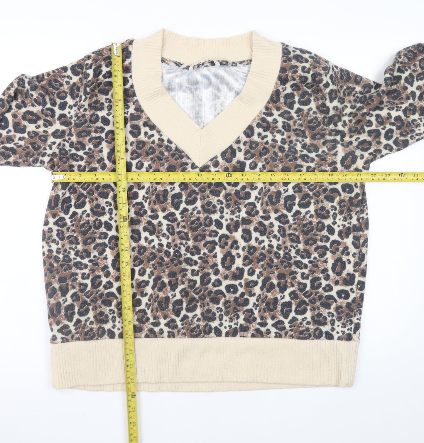 Tu Women Beige Leopard Print V-Neck Pullover Jumper Size M