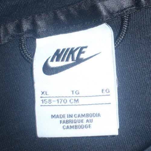 Nike Boys Black XL Pullover Hoodie Fleece Sweatshirt with Logo