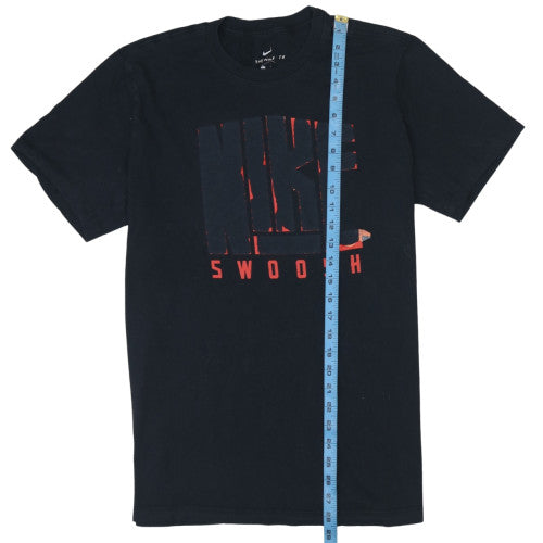Nike Men's Black Graphic Swoosh T-Shirt L Regular Fit