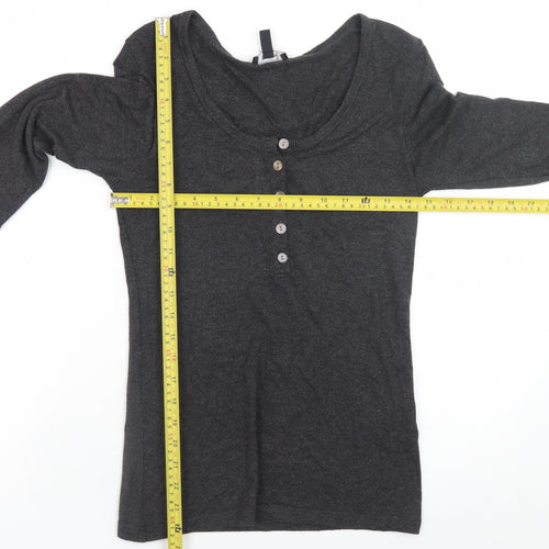 Baukjen Women's Grey Long Sleeve Button-Up Jersey Top Size 8