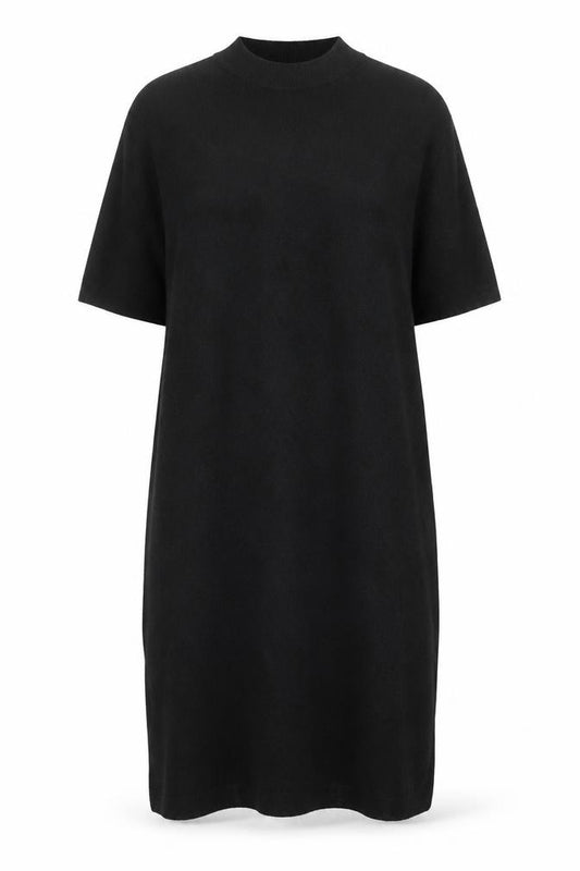 Front view of Quiosque Women Black, size 14, Shift Knit Midi Dress