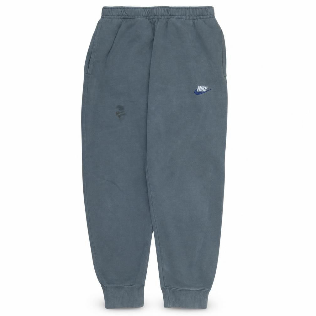 Front view of Nike Men's Grey Cotton Fleece Sweatpants S Regular Fit