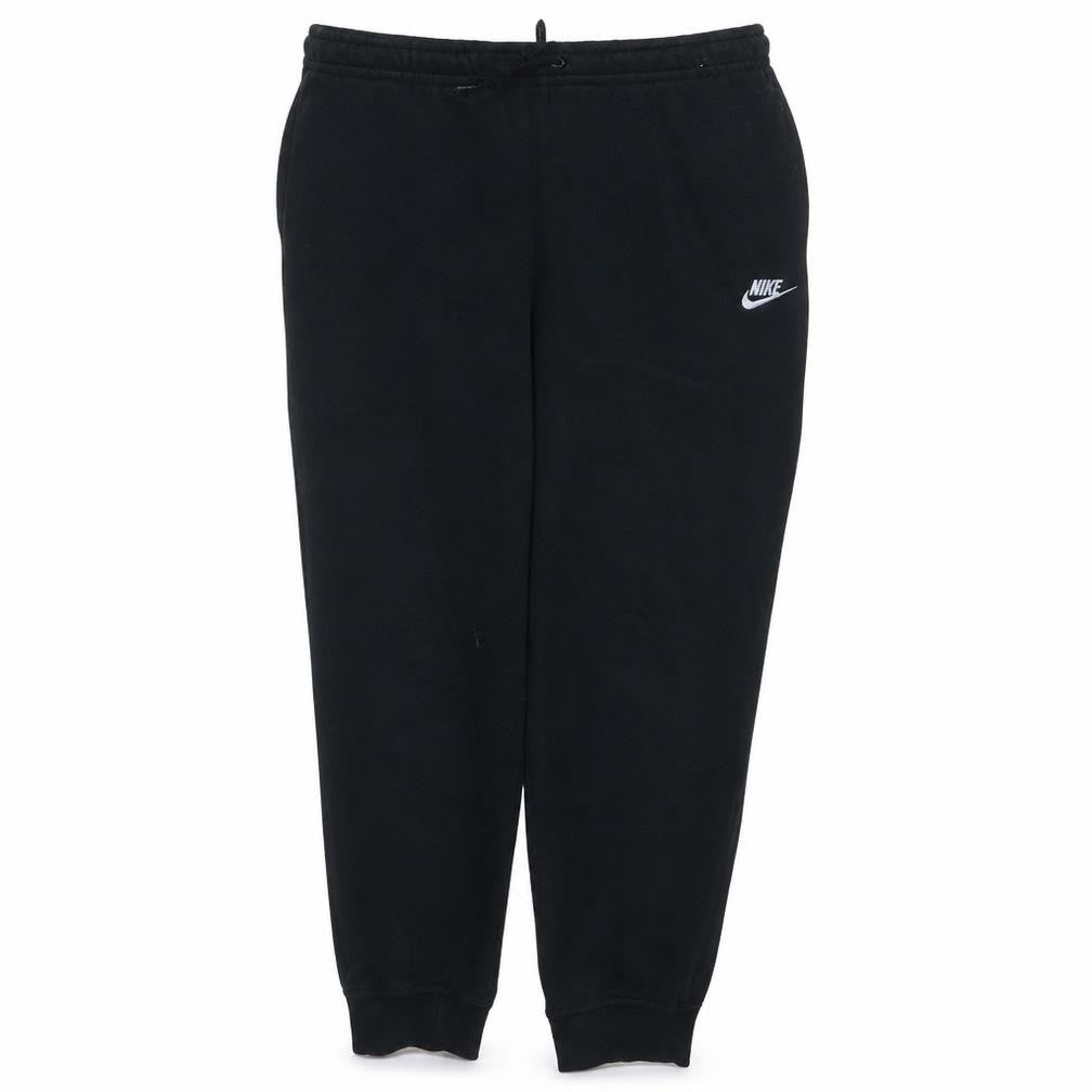 Front view of Nike men’s black fleece jogger sweatpants l regular fit