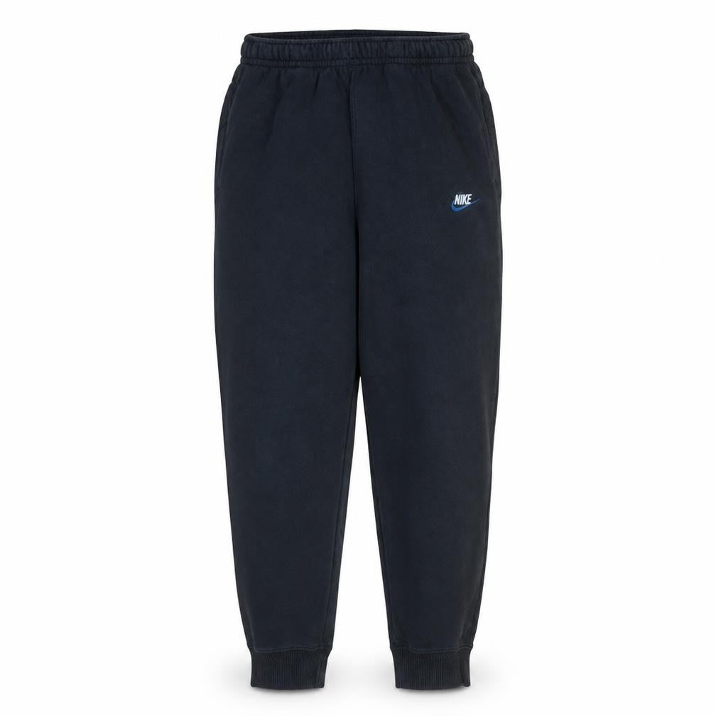 Front view of Nike Men's Black Jogger Sweatpants M Fleece Regular Fit