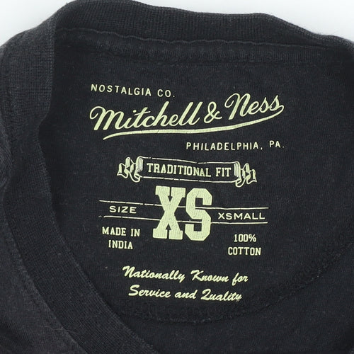 Mitchell & Ness Men's Black Chicago Bulls XS Classic Sports T-Shirt
