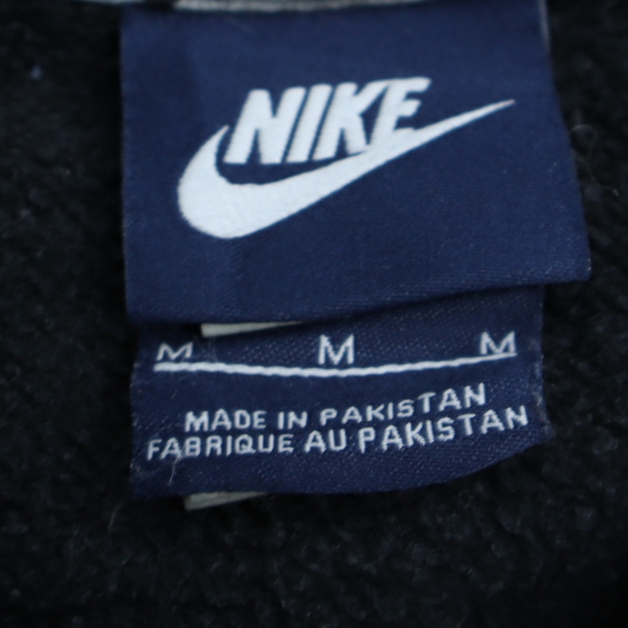 Nike Men's Black M Pullover Hoodie Cotton Blend Fleece Sweatshirt