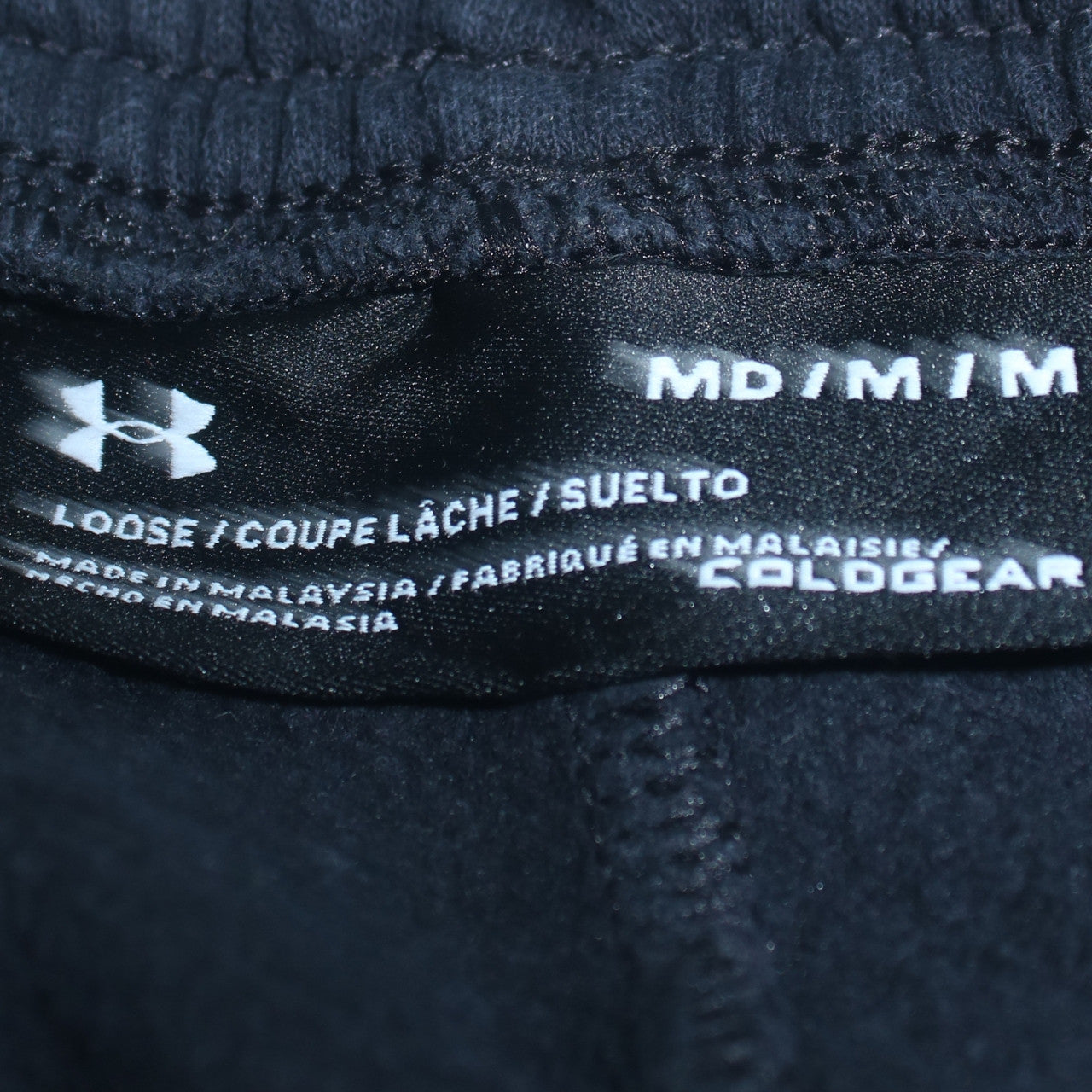 Under Armour Men's Black Medium Fleece Sweatpants Tapered Fit