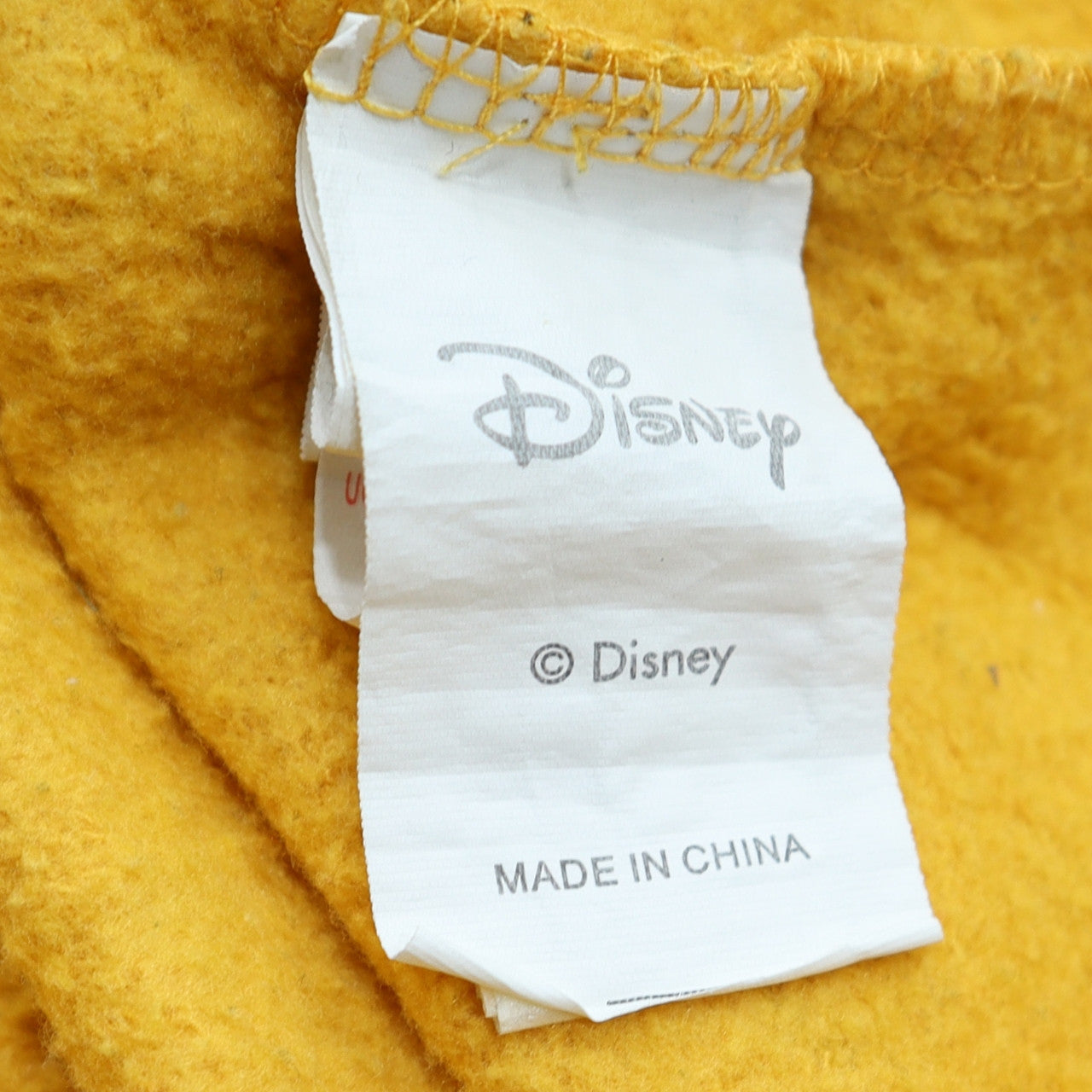 Disney Women’s Yellow Lion King Sweatshirt M 12/14 Crew Neck Pullover